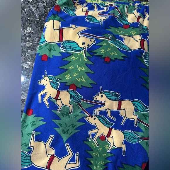 LuLaRoe Holiday Christmas Collection Unicorn Santa Leggings Plus Size 1X TX - Picture 7 of 12